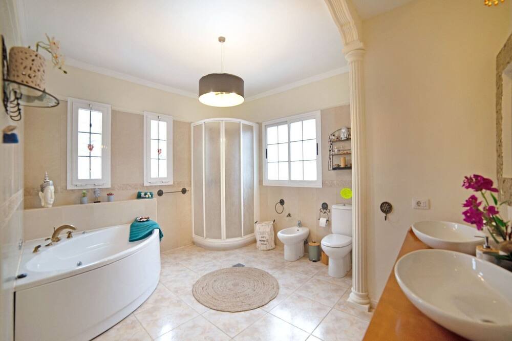 Photo of Bathroom in Cabo Blanco