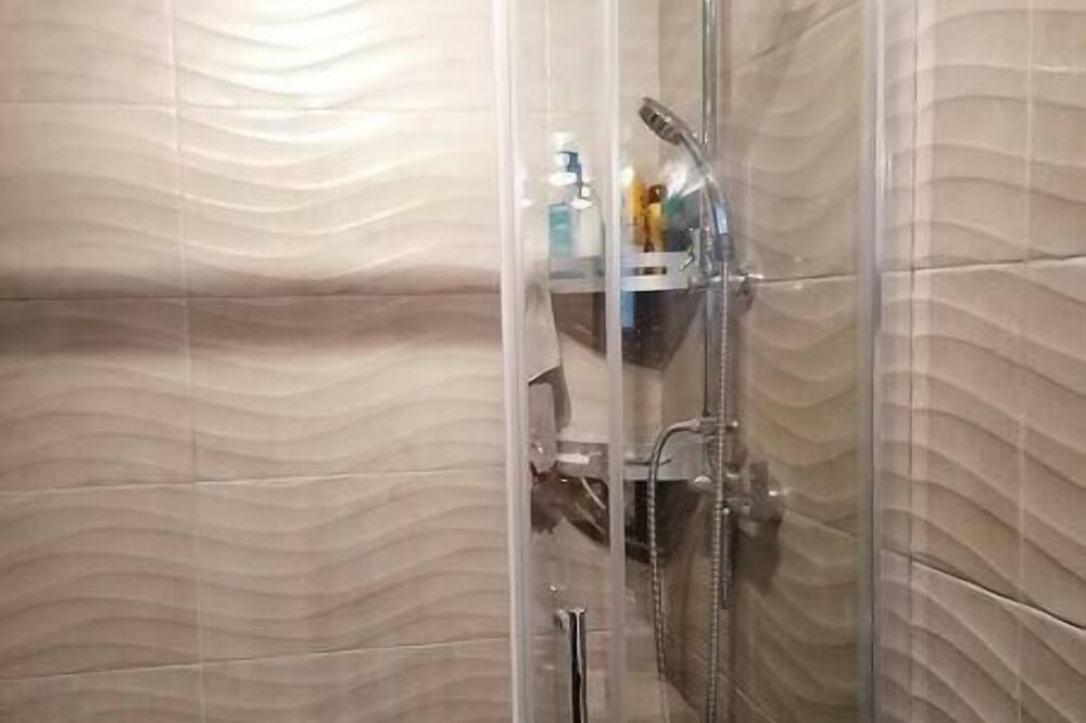 Photo of Bathroom in La Verdiere