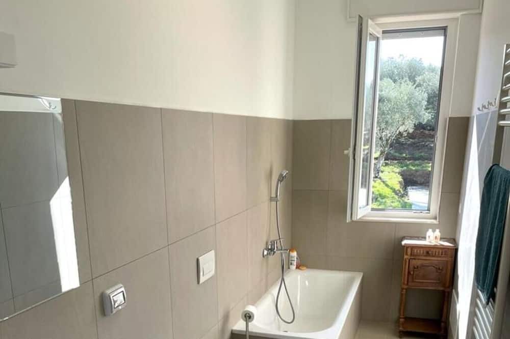 Photo of Bathroom in Paternopoli