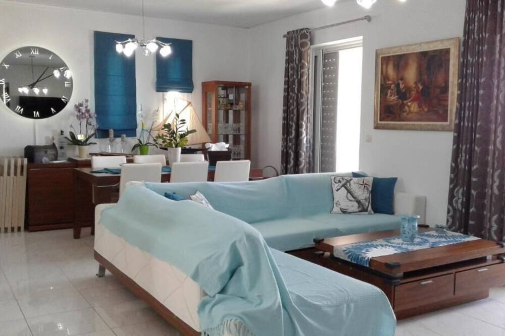 Photo of Livingroom in Pigianos Kampos