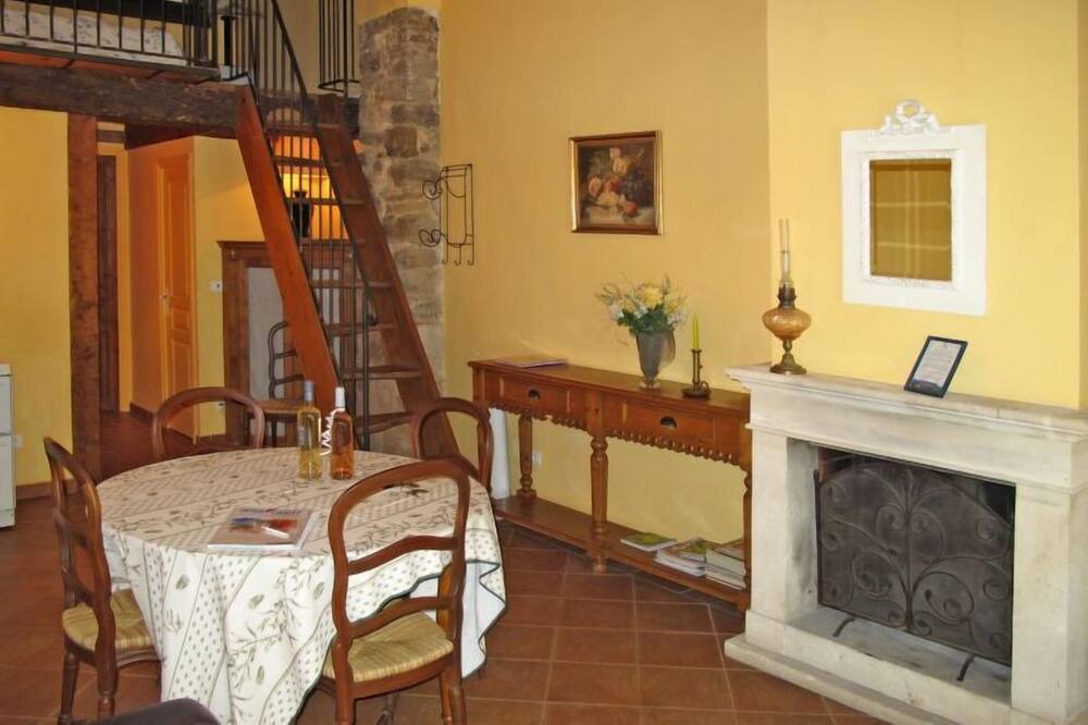 Photo of Livingroom in Ollieres