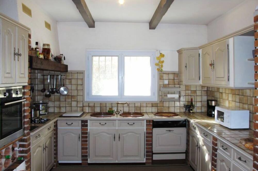 Photo of Kitchen in Gonfaron