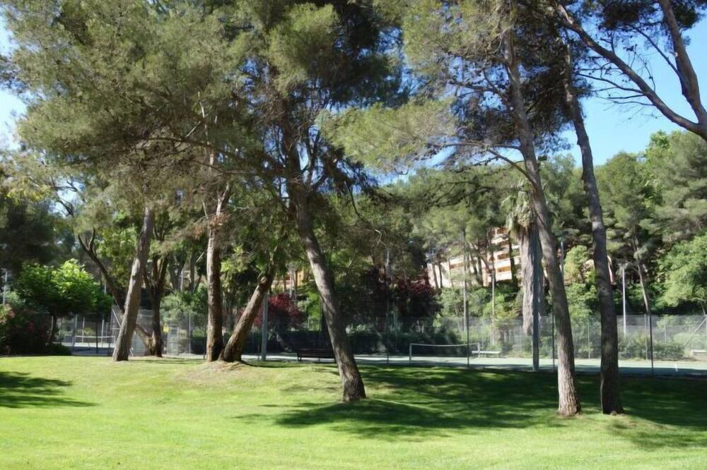Photo of Outdoor in Six-Fours-les-Plages