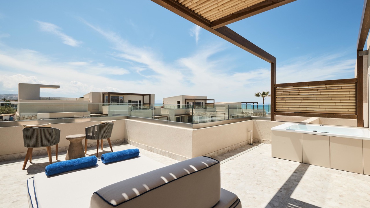 Photo of Outdoor in Adelianos Kampos
