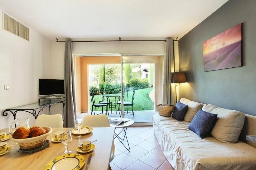 Photo of Livingroom in Greoux-les-Bains