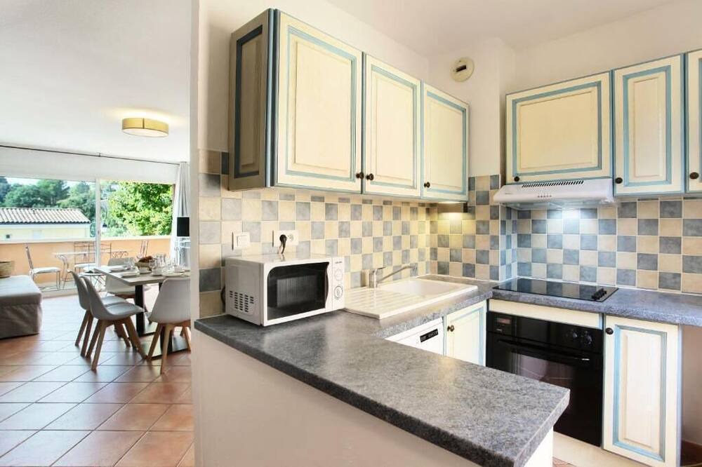 Photo of Kitchen in Greoux-les-Bains