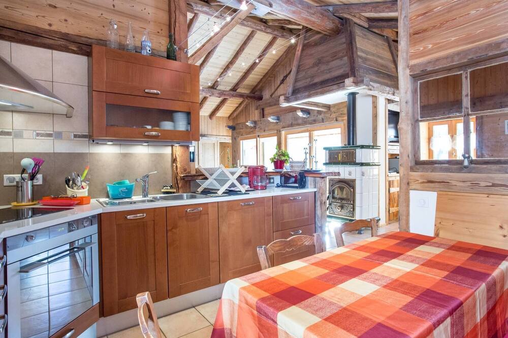 Photo of Kitchen in Montroc