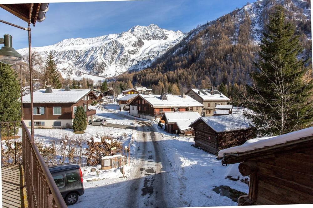 Photo of Outdoor in Montroc