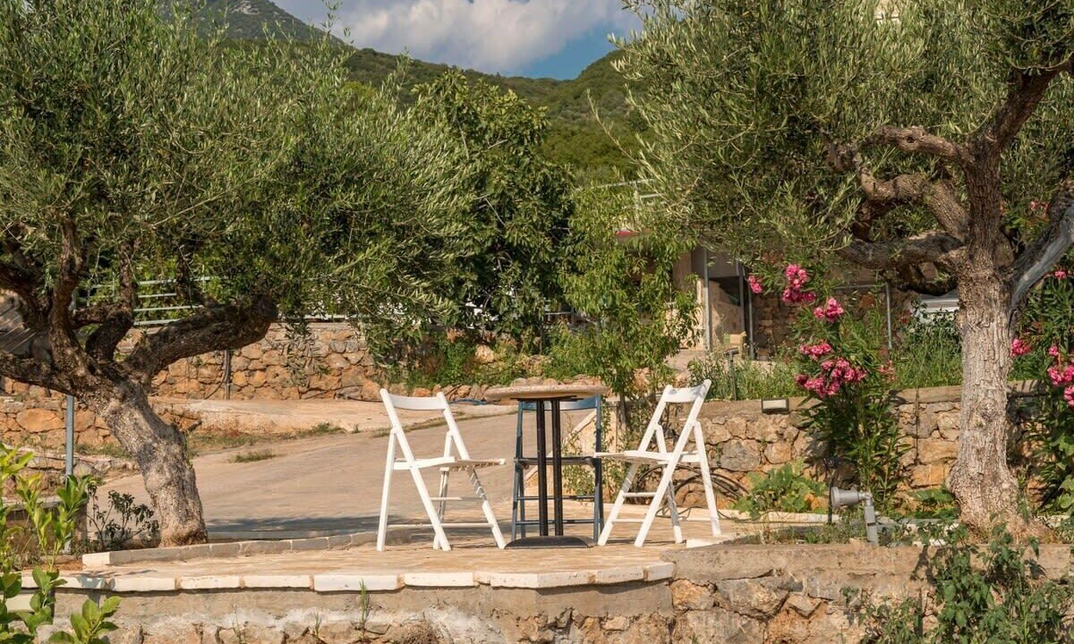Photo of Outdoor in Diasella