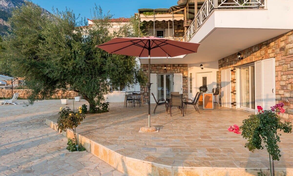 Photo of Patio Balcony in Diasella