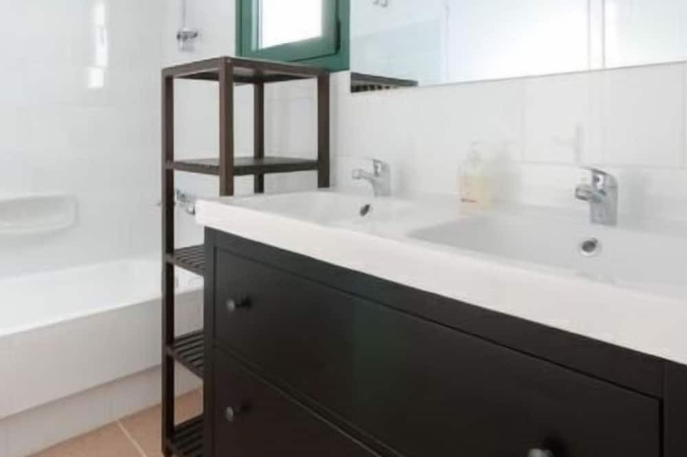 Photo of Bathroom in Achlada