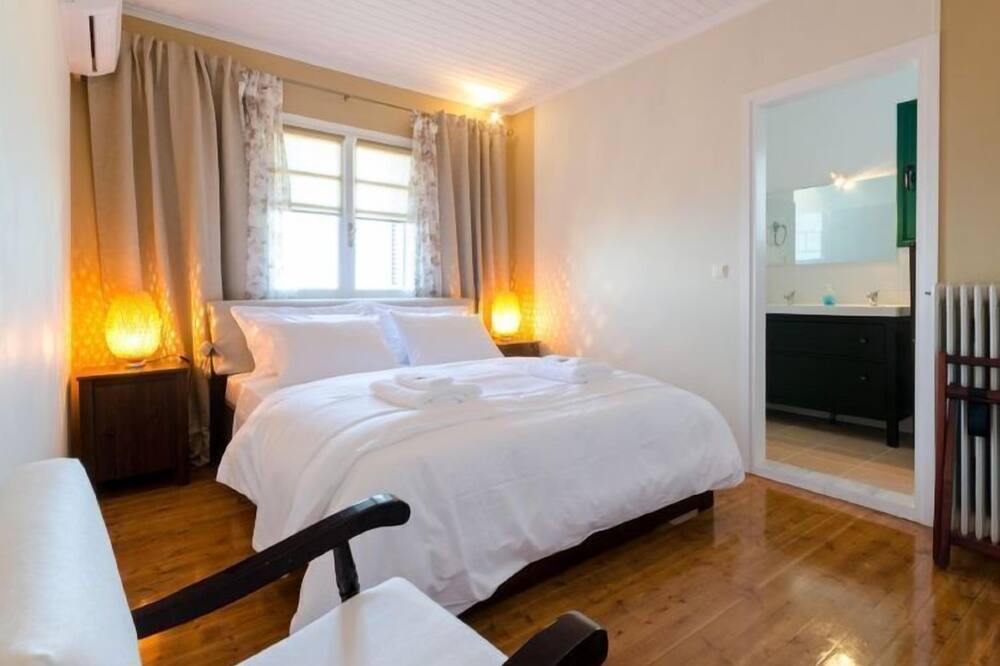 Photo of Bedroom in Achlada