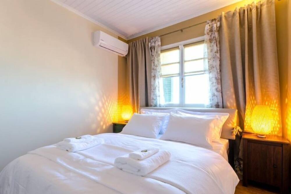 Photo of Bedroom in Achlada