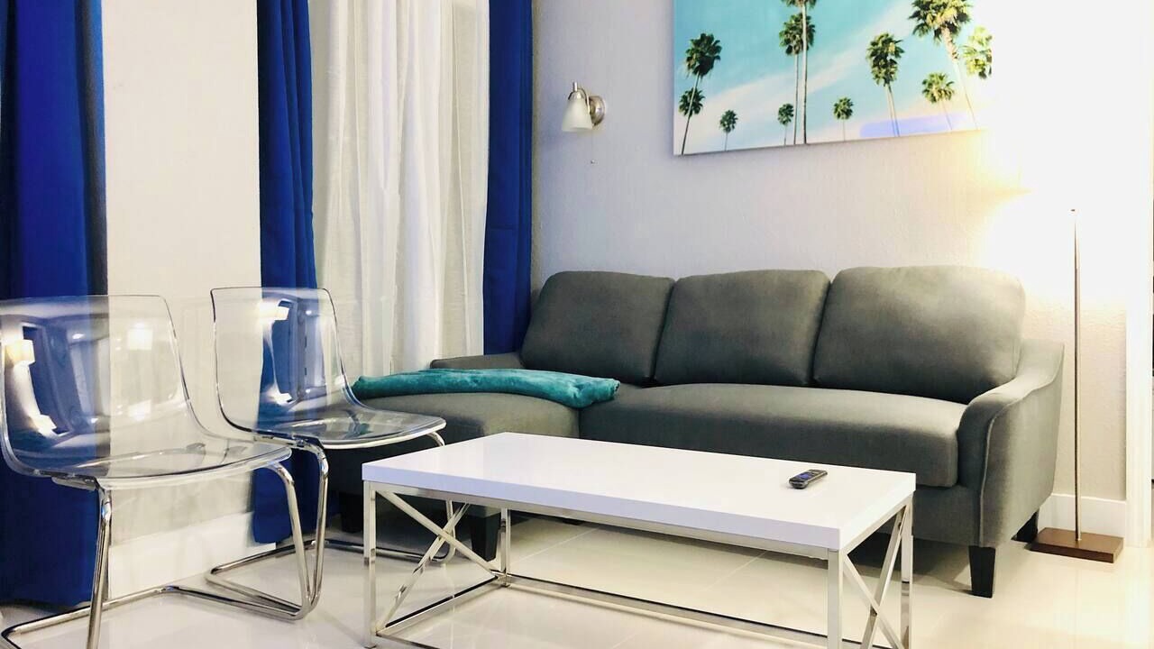 Photo of Livingroom in Florida Center
