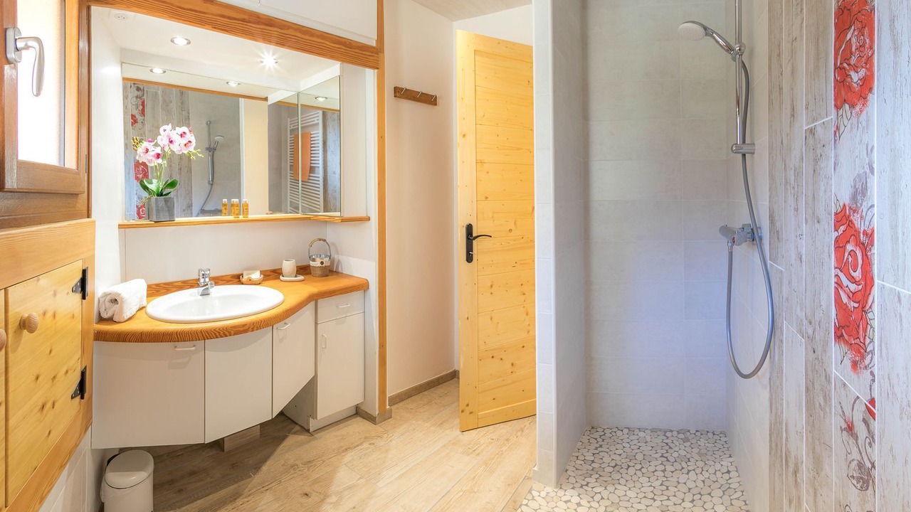 Photo of Bathroom in Pont-du-Fosse