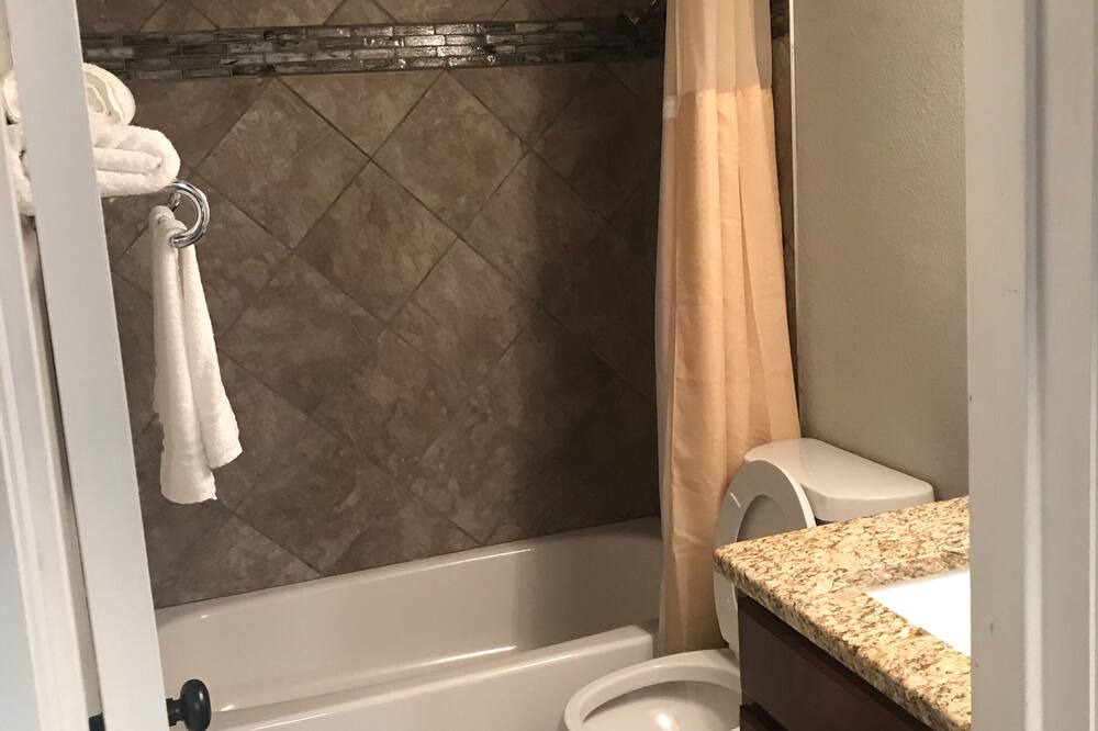 Photo of Bathroom in Lake Somerset