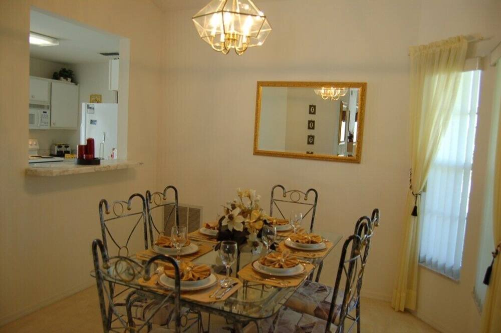 Photo of Livingroom in Indian Point