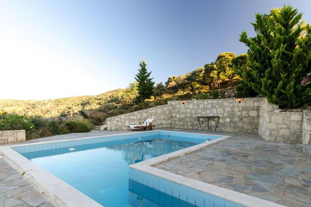Photo of Outdoor in Achlada