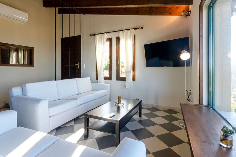 Photo of Bedroom in Achlada