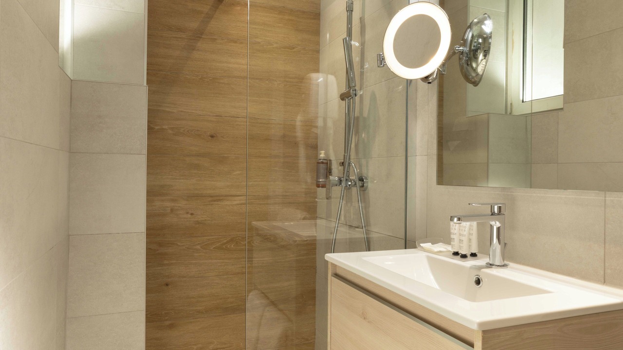 Photo of Bathroom in Beausoleil