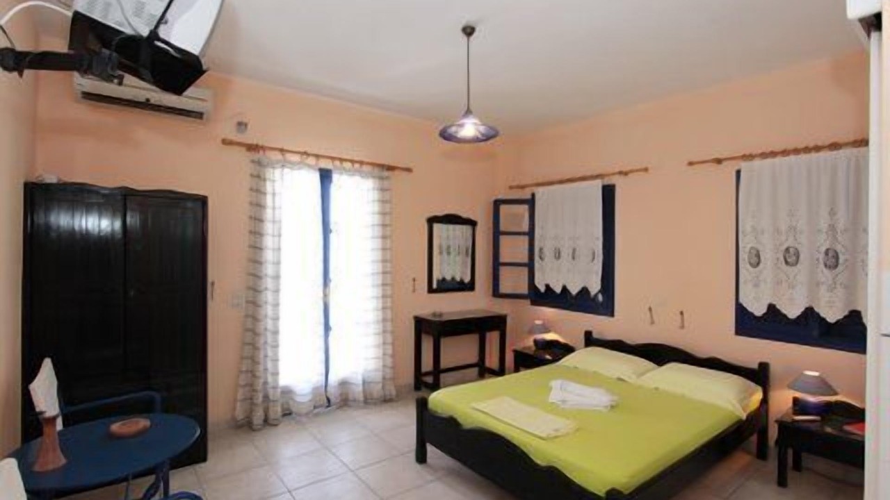 Photo of Bedroom in Perissa