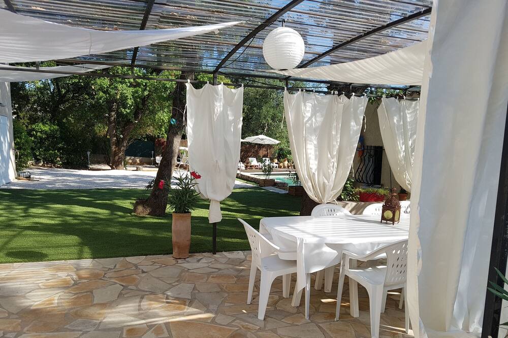 Photo of Patio Balcony in Le Cannet-des-Maures
