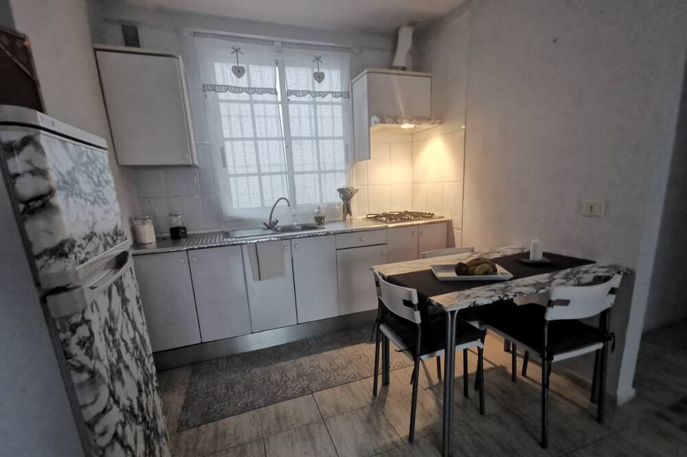Photo of Kitchen in Las Caletillas
