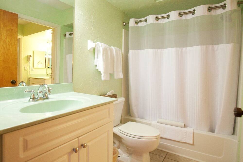 Photo of Bathroom in Sebring