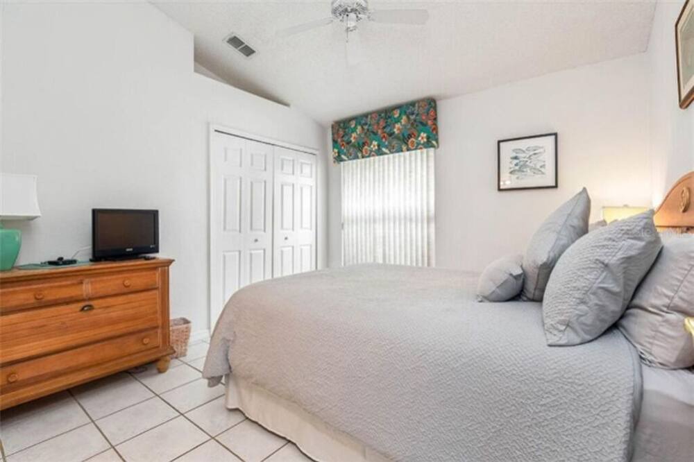 Photo of Bedroom in Indian Point