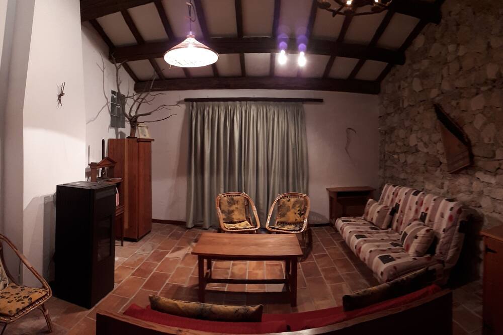 Photo of Bedroom in Plaisians