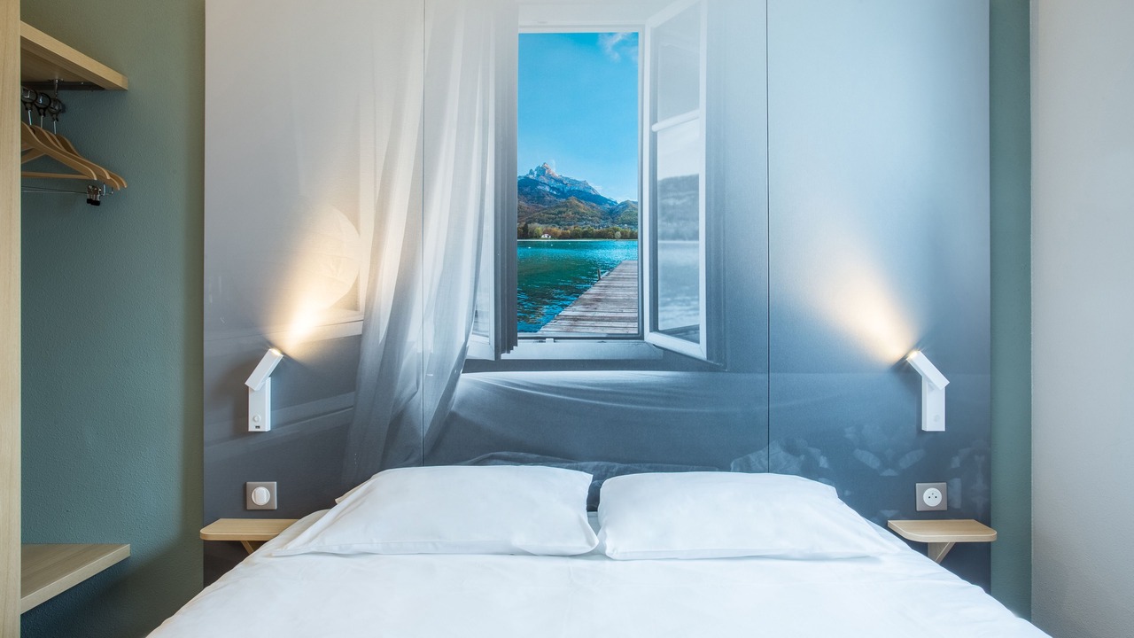Photo of Bedroom in Saint-Cergues