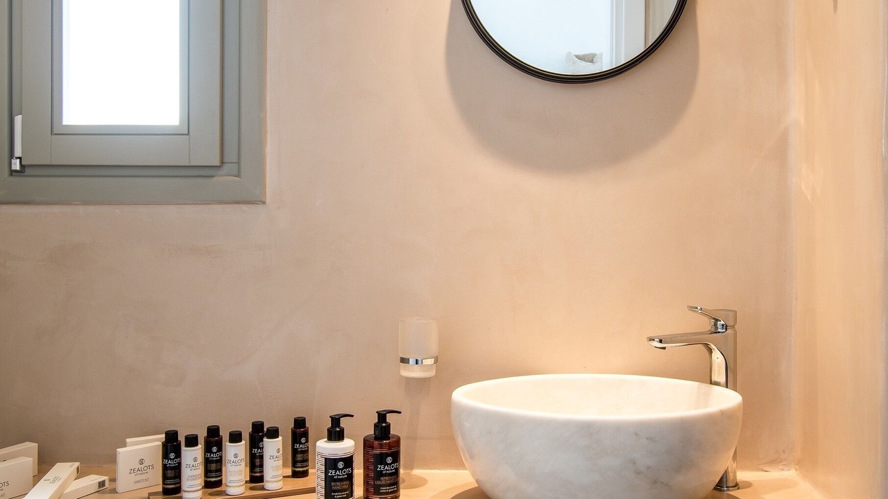 Photo of Bathroom in Akrotiri