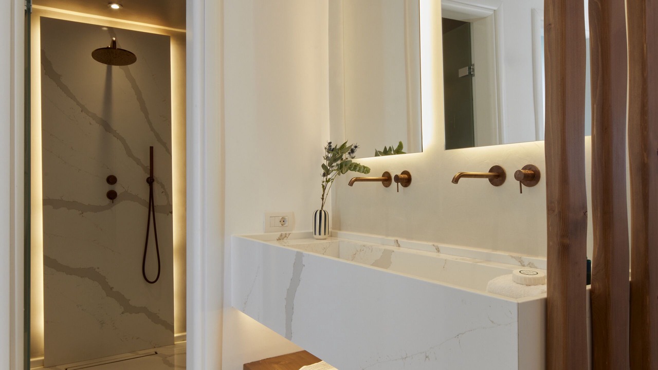 Photo of Bathroom in Akrotiri