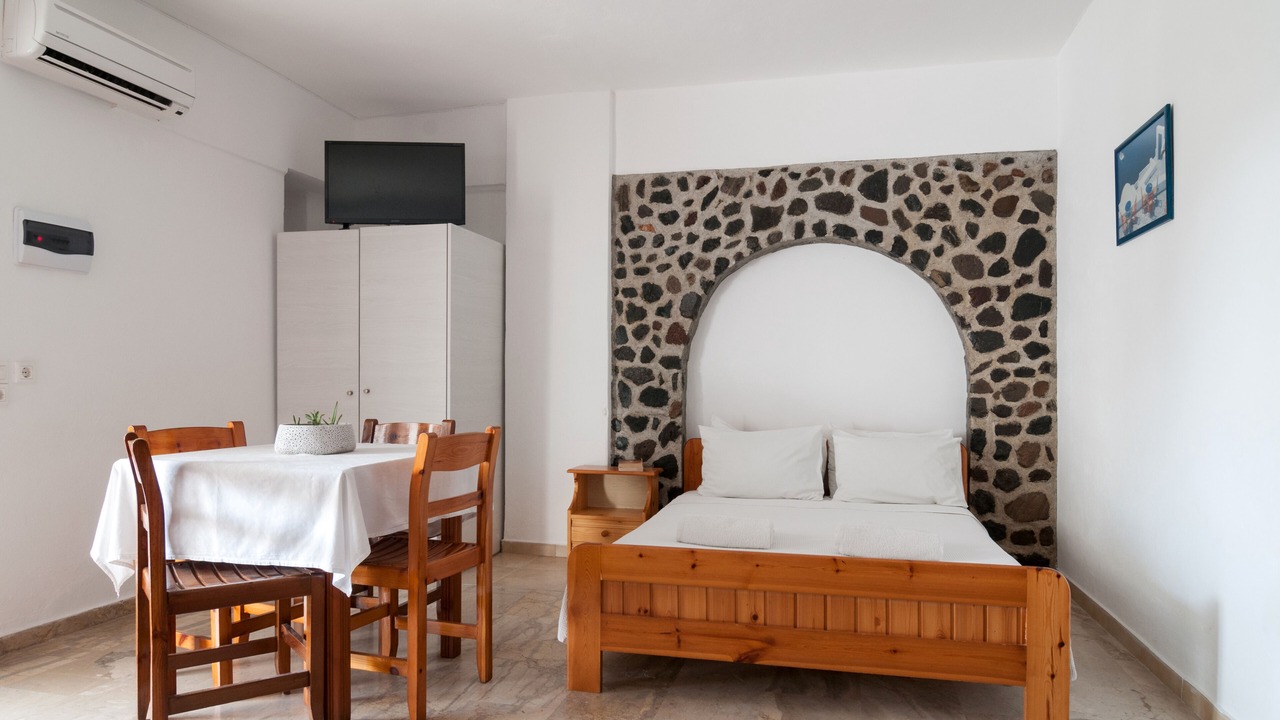 Photo of Bedroom in Perissa