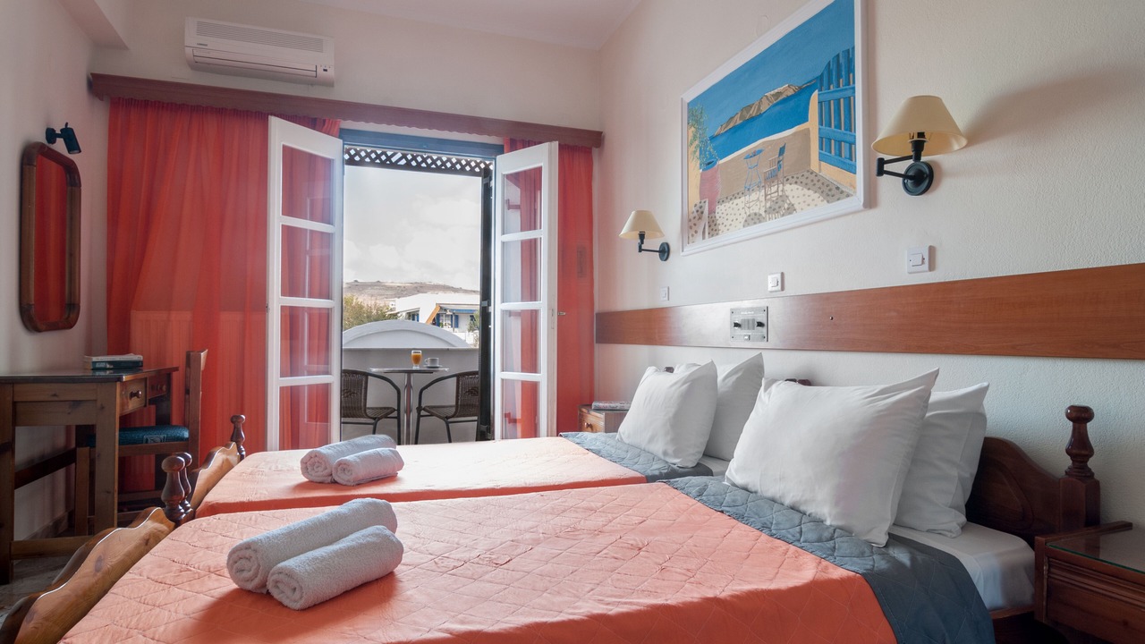Photo of Bedroom in Perissa