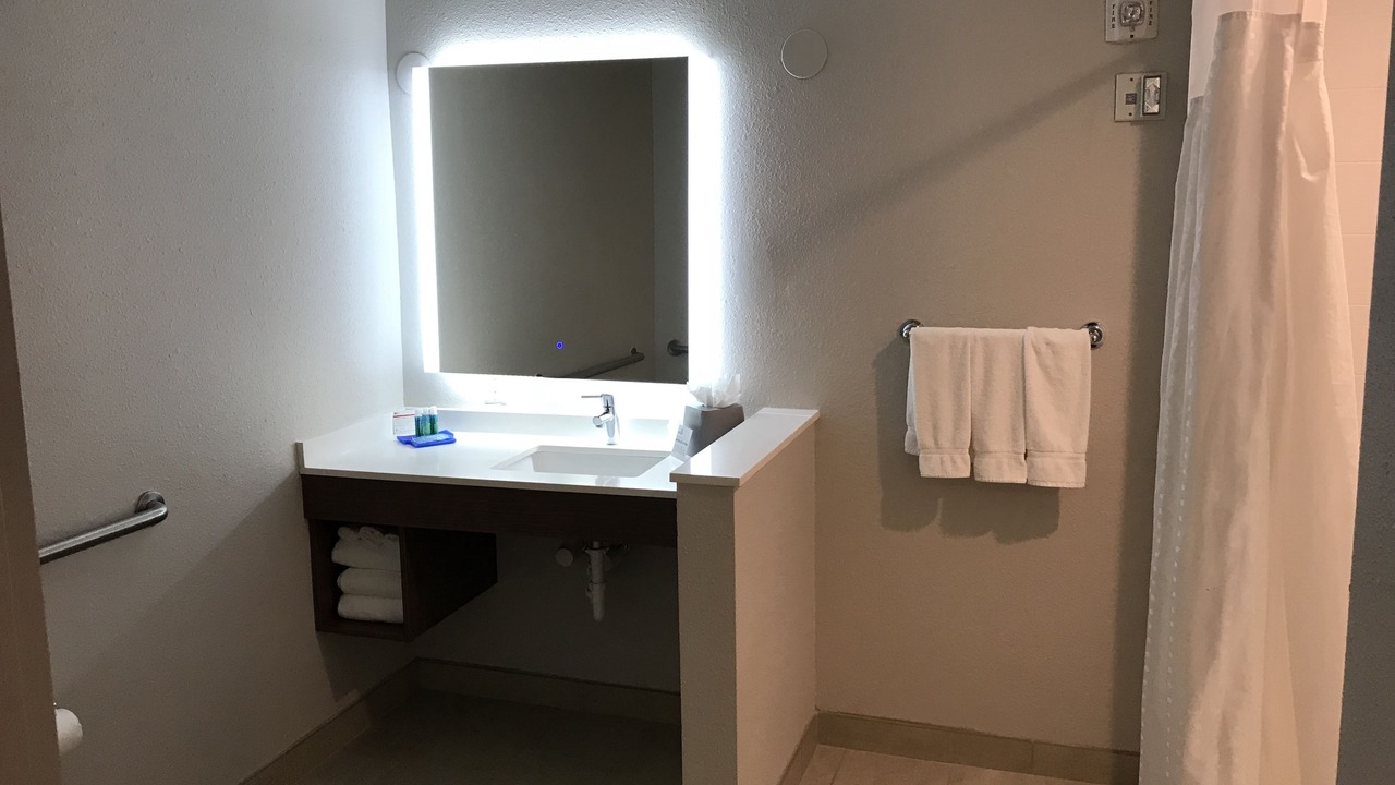 Photo of Bedroom in Davenport