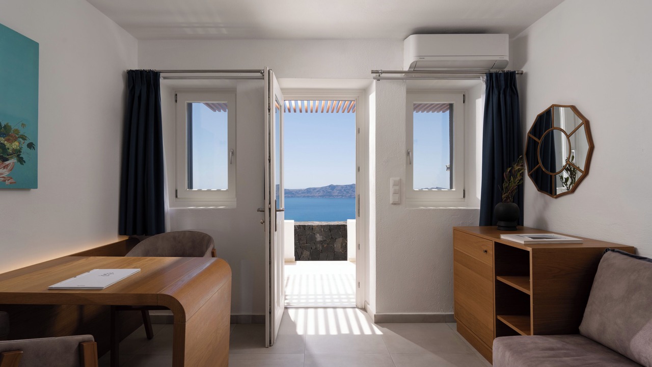 Photo of Bedroom in Imerovigli