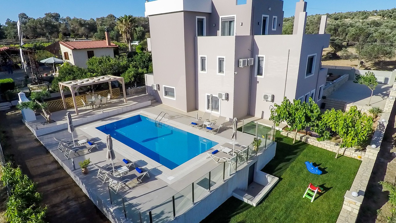 Photo of Outdoor in Adelianos Kampos