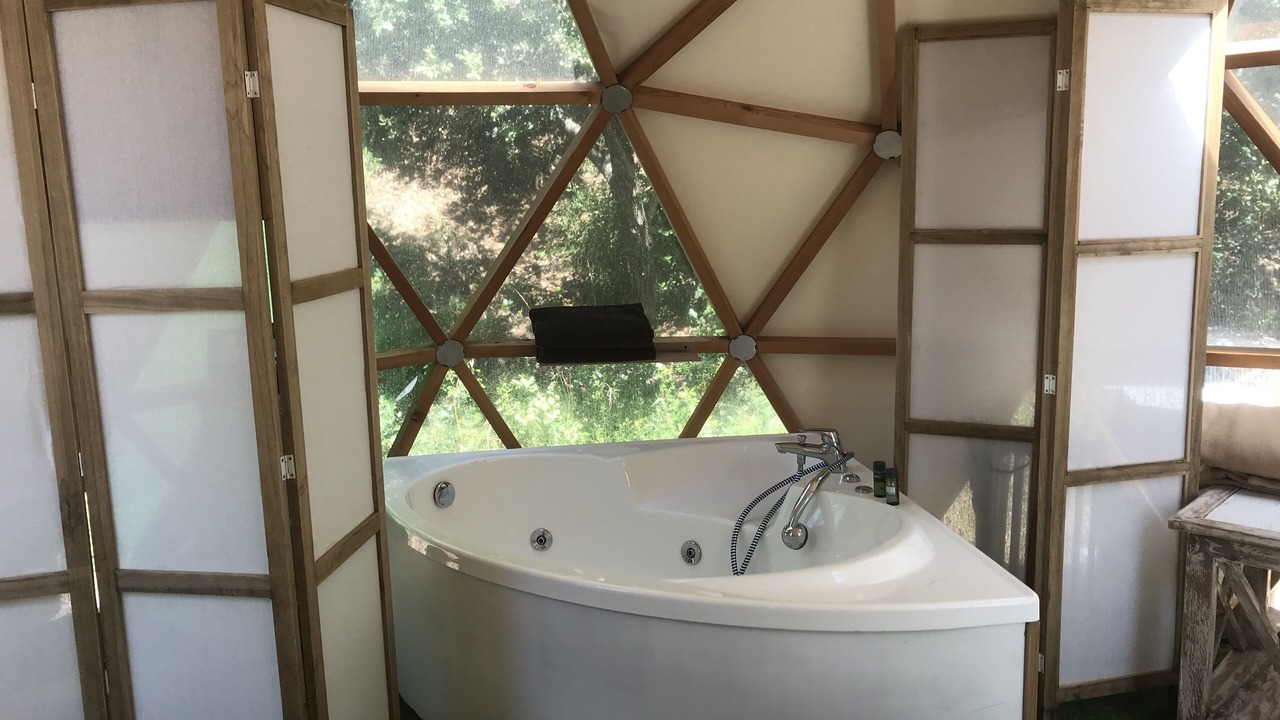 Photo of Bathroom in Puget-Ville