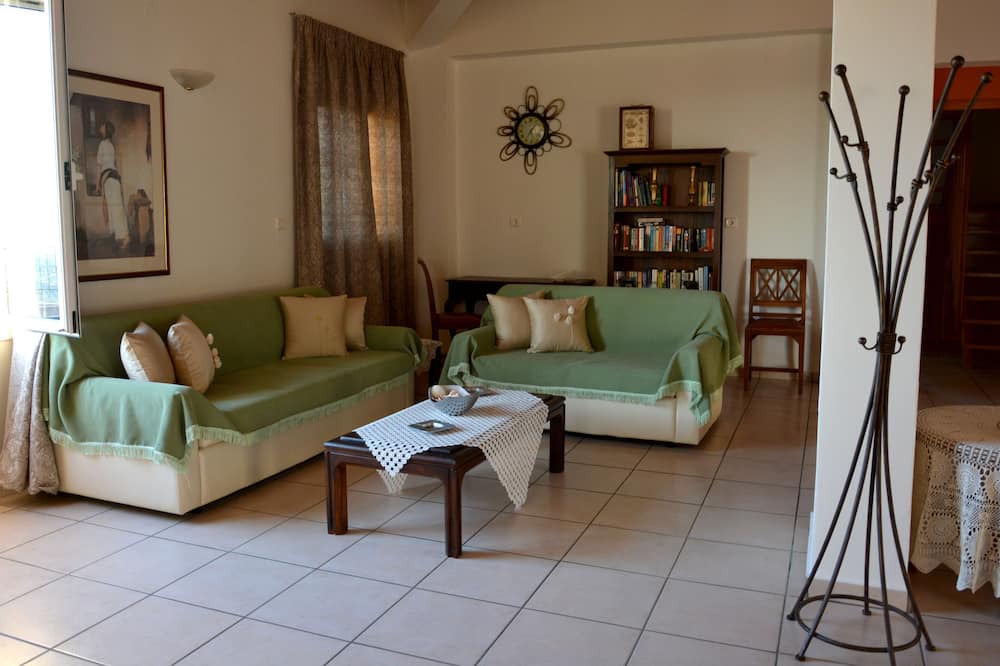 Photo of Others in Stamnoi