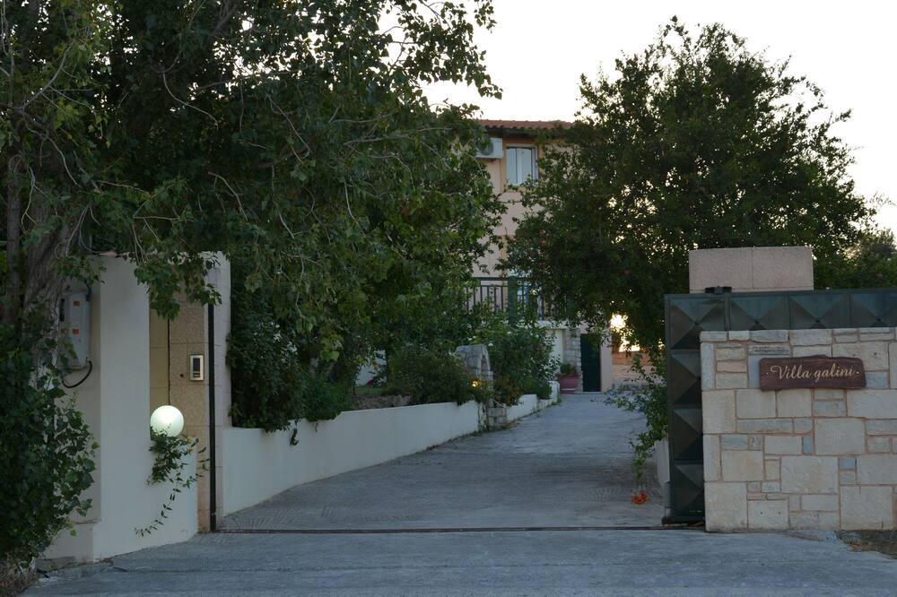 Photo of Others in Stamnoi