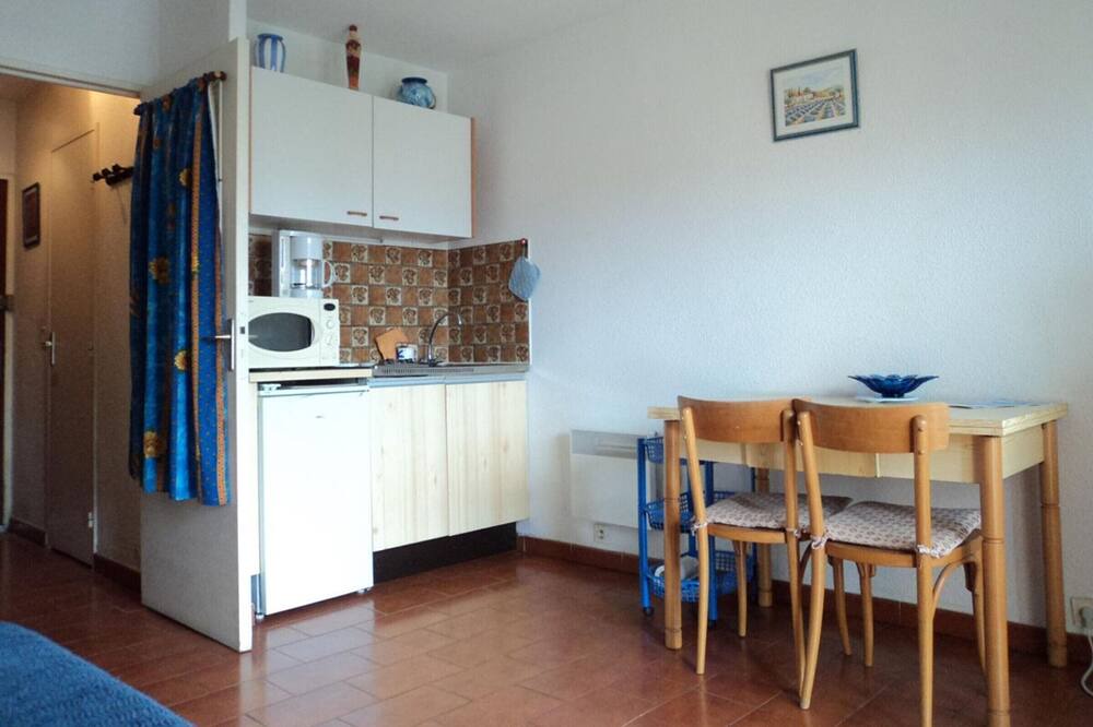 Photo of Kitchen in Sainte-Maxime City Centre
