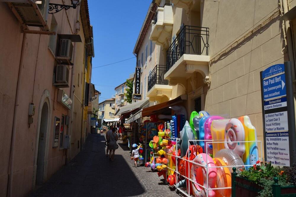 Photo of Outdoor in Sainte-Maxime City Centre