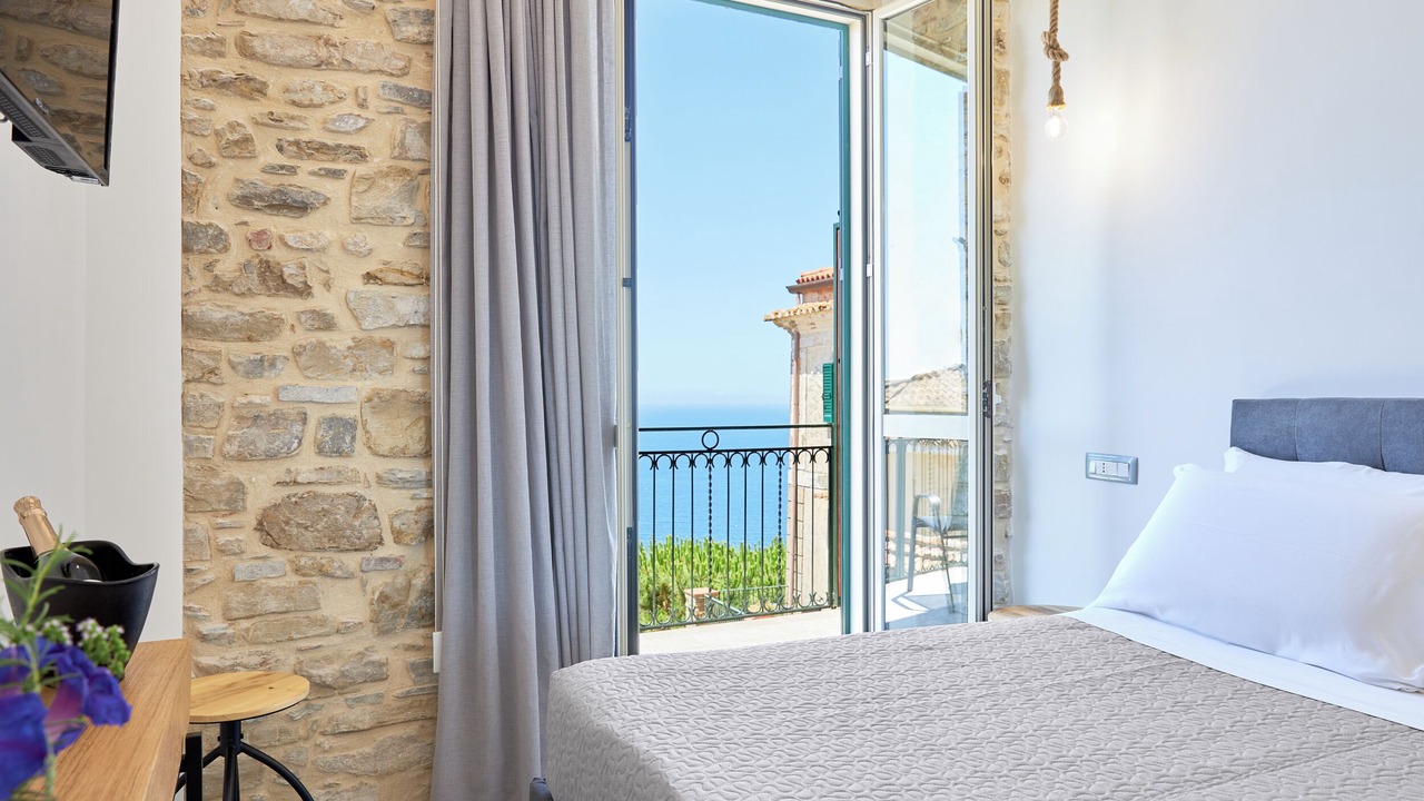 Photo of Bedroom in Castellabate Historic Centre