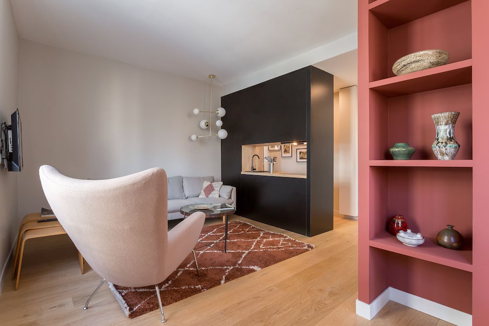 Photo of Livingroom in Voltaire - Saint Amour