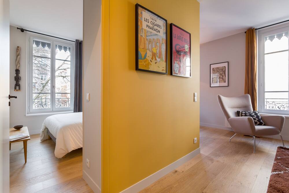 Photo of Bedroom in Voltaire - Saint Amour