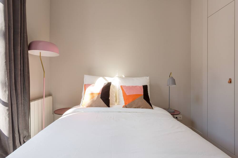 Photo of Bedroom in Voltaire - Saint Amour