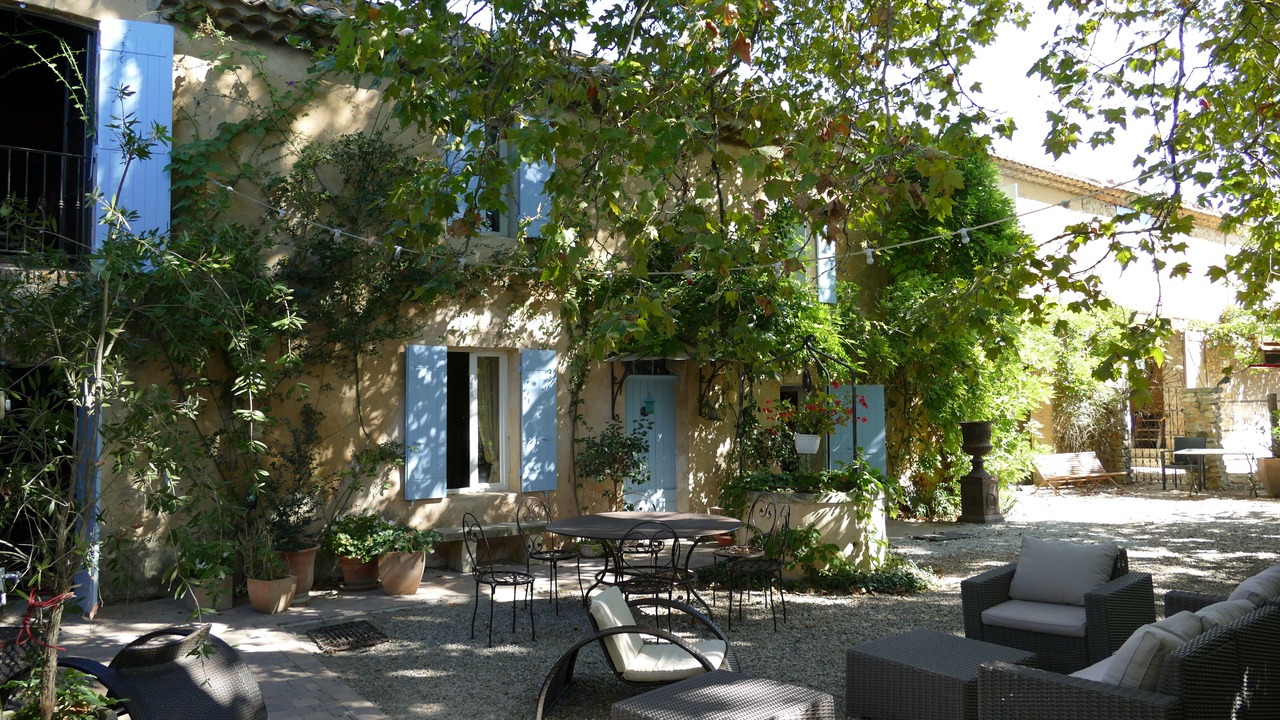Photo of Patio Balcony in Orange