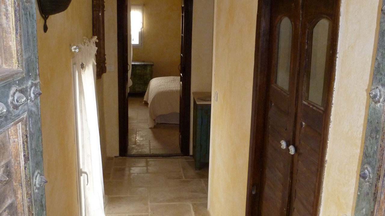 Photo of Bedroom in Orange
