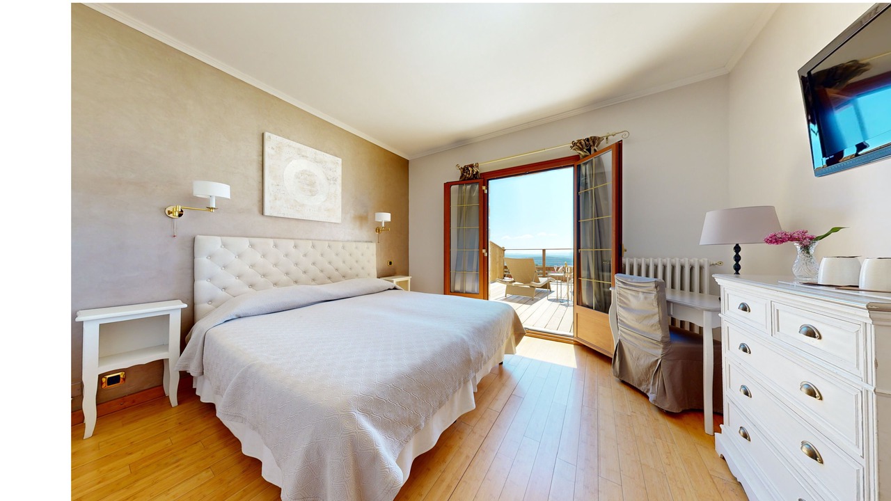 Photo of Bedroom in Tourtour